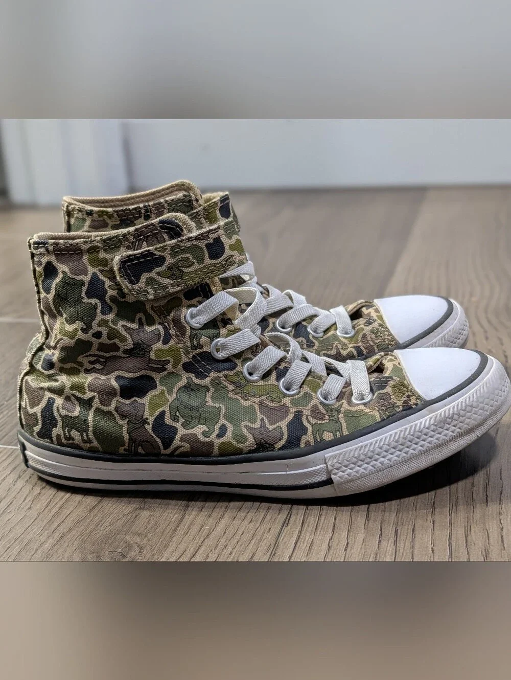 Converse Kids Chuck Taylor All Star Dog Print Duck Camo High Tops
